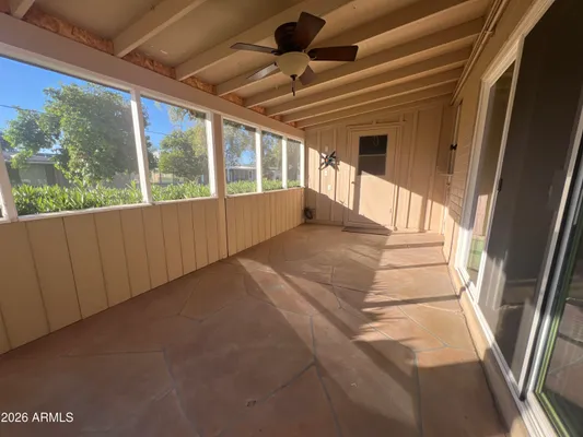 Property Slideshow image 3 of 12 | 10013 w lakeview cir, Sun City, AZ, 85351