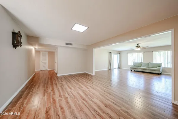 Property Slideshow image 3 of 37 | 9726 w shasta dr, Sun City, AZ, 85351