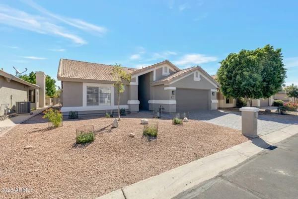 Property Slideshow image 2 of 29 | 3755 n 151st ave, Goodyear, AZ, 85395