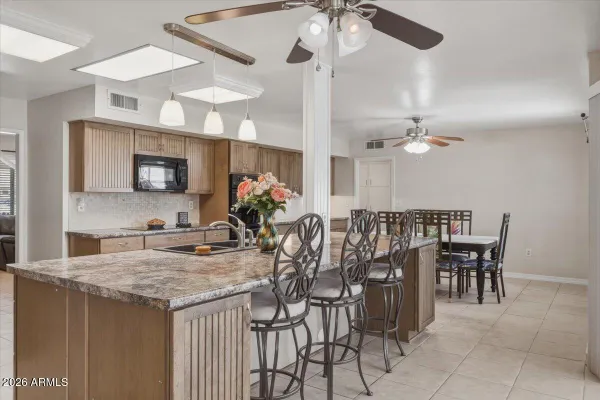 Property Slideshow image 3 of 25 | 10207 w palmer dr, Sun City, AZ, 85351