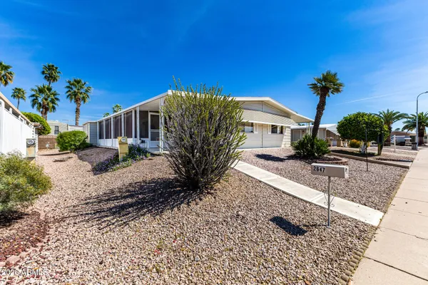 Property Slideshow image 2 of 34 | 2647 n wright way, Mesa, AZ, 85215