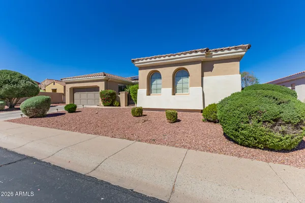 Property Slideshow image 2 of 46 | 12826 w la vina dr, Sun City West, AZ, 85375