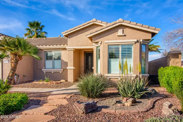Property Slideshow image 2 of 55 | 20190 n big dipper dr, Maricopa, AZ, 85138
