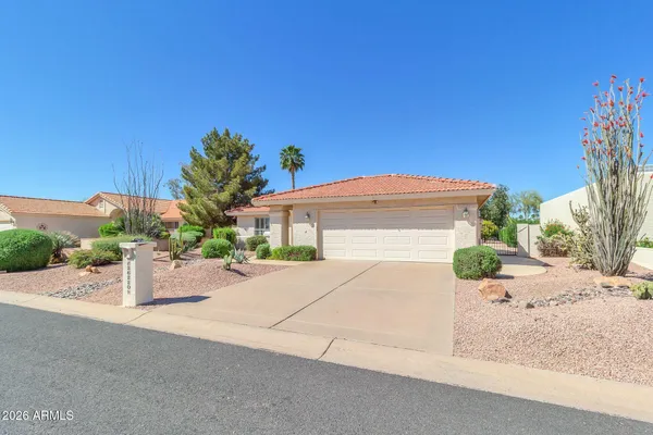 Property Slideshow image 3 of 52 | 26220 s glenburn dr, Sun Lakes, AZ, 85248