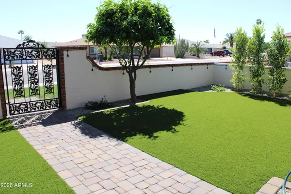 Property Slideshow image 3 of 54 | 12542 w parkwood dr, Sun City West, AZ, 85375