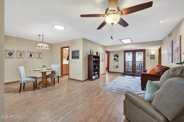 Property Slideshow image 2 of 39 | 10723 w saratoga cir, Sun City, AZ, 85351