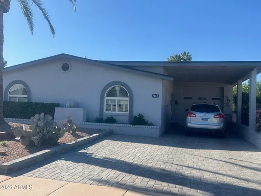 Property Slideshow image 2 of 33 | 2260 n middlecoff dr, Mesa, AZ, 85215