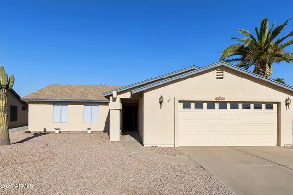 Property Slideshow image 2 of 48 | 1034 s 81st st, Mesa, AZ, 85208