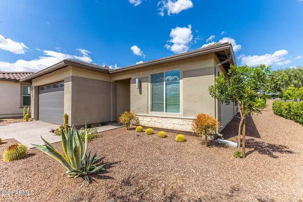 Property Slideshow image 3 of 23 | 13358 w palo brea ln, Peoria, AZ, 85383