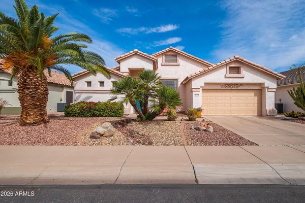 Property Slideshow image 2 of 55 | 17636 w weatherby dr, Surprise, AZ, 85374