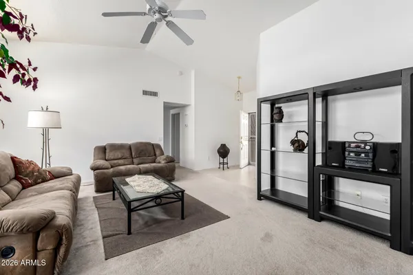 Property Slideshow image 3 of 36 | 1601 e hazeltine way, Chandler, AZ, 85249