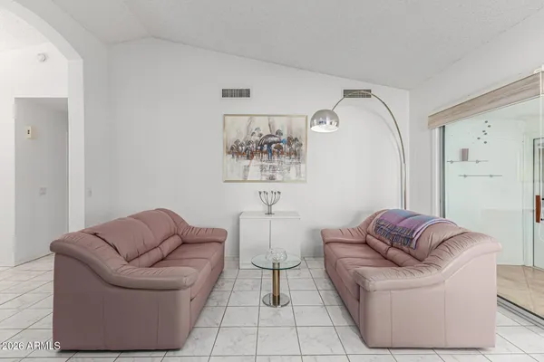 Property Slideshow image 3 of 23 | 1882 e colonial dr, Chandler, AZ, 85249