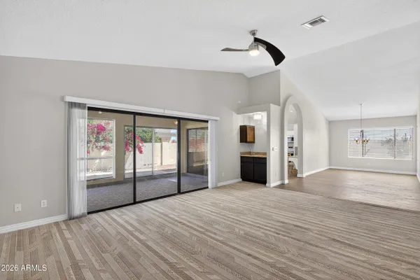 Property Slideshow image 3 of 52 | 26633 s queen palm ct, Sun Lakes, AZ, 85248