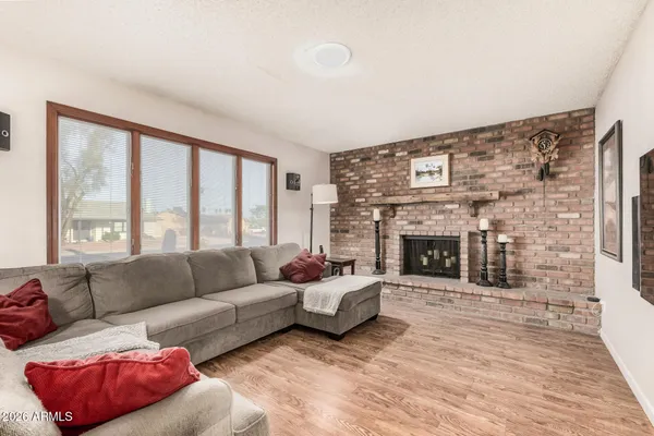 Property Slideshow image 3 of 22 | 4302 e cherokee st, Phoenix, AZ, 85044
