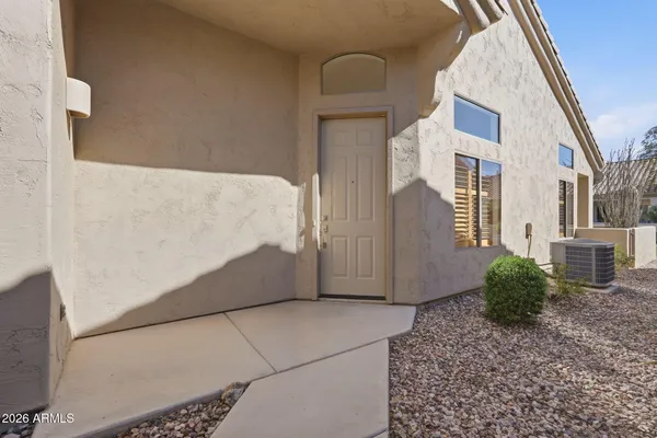 Property Slideshow image 3 of 31 | 1533 e laurel dr, Casa Grande, AZ, 85122