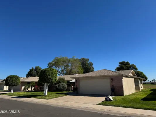 Property Slideshow image 2 of 32 | 9457 n 110th ave, Sun City, AZ, 85351