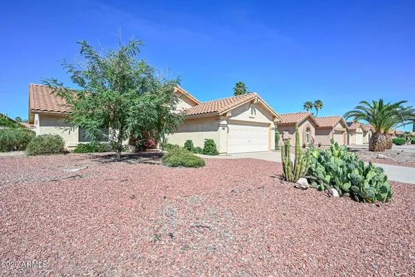 Property Slideshow image 2 of 40 | 9232 w behrend dr, Peoria, AZ, 85382