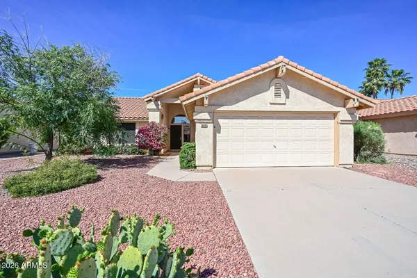 Property Slideshow image 3 of 40 | 9232 w behrend dr, Peoria, AZ, 85382
