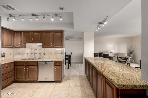 Property Slideshow image 3 of 24 | 7850 e camelback rd 511, Scottsdale, AZ, 85251