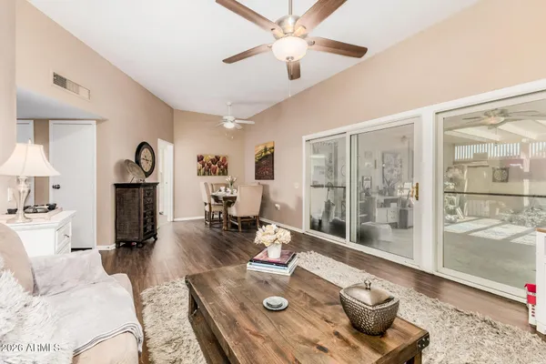 Property Slideshow image 3 of 18 | 11017 w topaz dr, Sun City, AZ, 85351