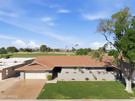 Property Slideshow image 2 of 44 | 18410 n 104th ave, Sun City, AZ, 85373