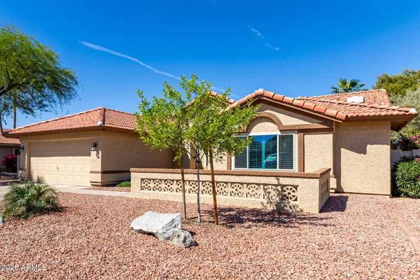 Property Slideshow image 3 of 46 | 26034 s hollygreen dr, Sun Lakes, AZ, 85248