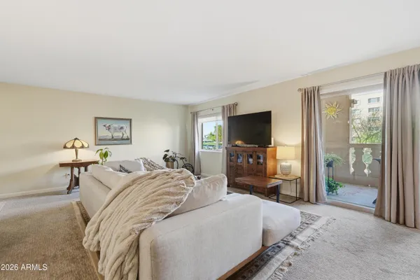 Property Slideshow image 3 of 36 | 7840 e camelback rd 211, Scottsdale, AZ, 85251