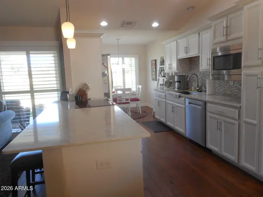 Property Slideshow image 2 of 12 | 19420 n westbrook pkwy 508, Peoria, AZ, 85382