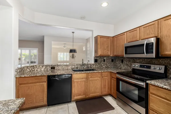 Property Slideshow image 3 of 28 | 15579 w vista grande ln, Surprise, AZ, 85374