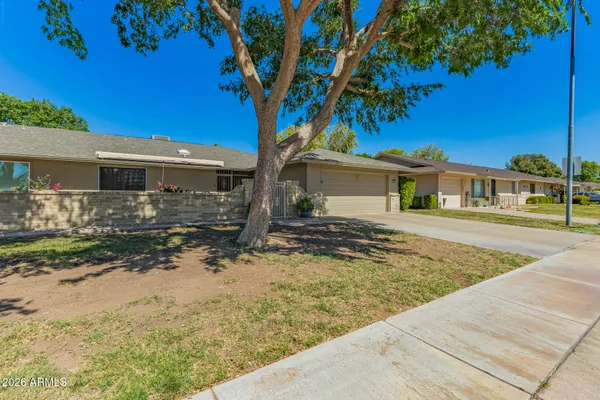 Property Slideshow image 2 of 33 | 17670 n del webb blvd, Sun City, AZ, 85373