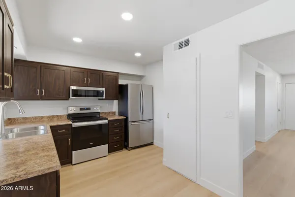 Property Slideshow image 3 of 19 | 10917 w thunderbird blvd, Sun City, AZ, 85351