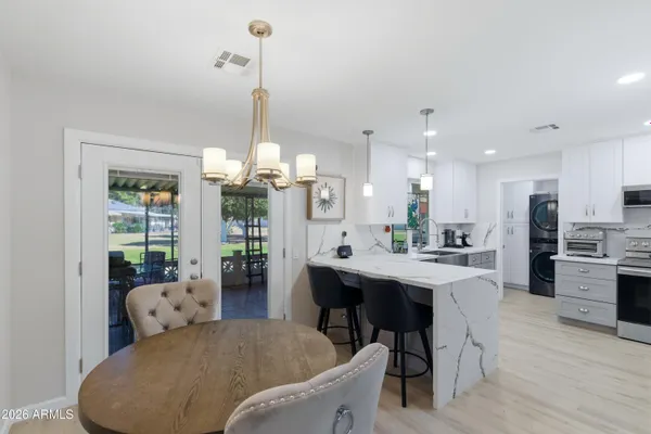 Property Slideshow image 3 of 20 | 9011 n 109th dr, Sun City, AZ, 85351