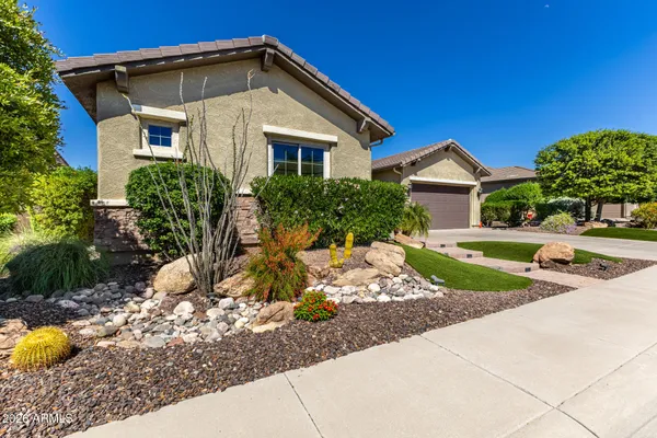 Property Slideshow image 3 of 40 | 27016 w mohawk ln, Buckeye, AZ, 85396