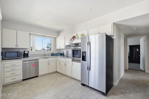 Property Slideshow image 3 of 33 | 10224 n 105th ave, Sun City, AZ, 85351