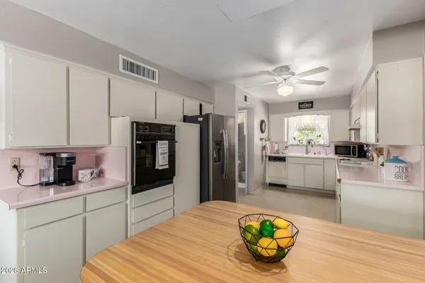 Property Slideshow image 3 of 39 | 5501 e boise st, Mesa, AZ, 85205