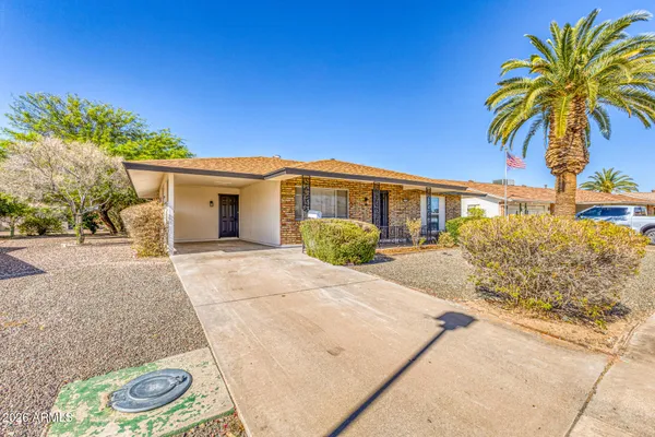 Property Slideshow image 2 of 16 | 13812 n 103rd way, Sun City, AZ, 85351