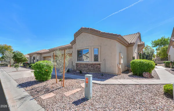 Property Slideshow image 2 of 67 | 1557 e brenda dr, Casa Grande, AZ, 85122