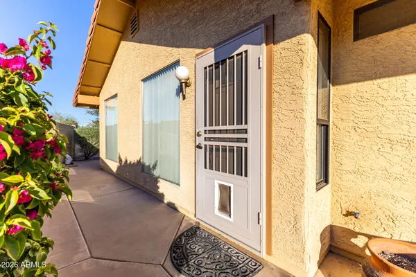 Property Slideshow image 3 of 40 | 12285 s shoshoni dr, Phoenix, AZ, 85044