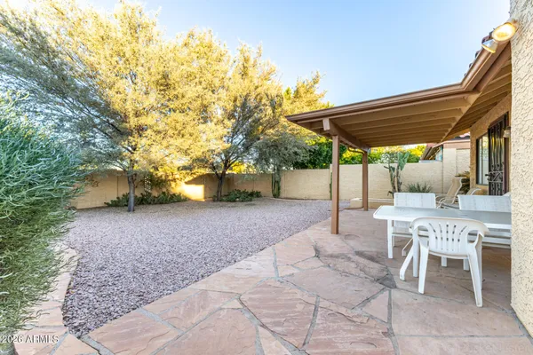 Property Slideshow image 2 of 40 | 12285 s shoshoni dr, Phoenix, AZ, 85044