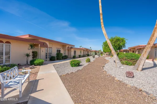 Property Slideshow image 3 of 40 | 13066 n 100th ave, Sun City, AZ, 85351