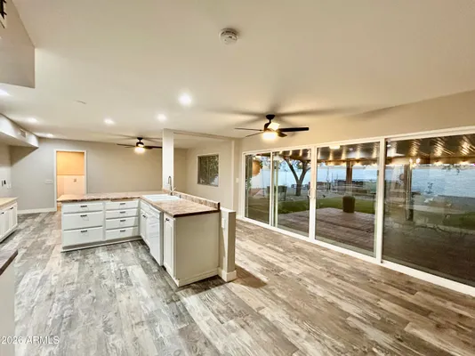 Property Slideshow image 3 of 17 | 9831 w wrangler dr, Sun City, AZ, 85373