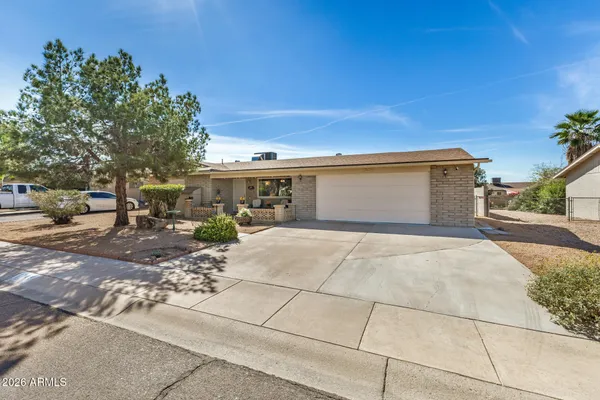 Property Slideshow image 3 of 37 | 1745 w 13th ave, Apache Junction, AZ, 85120