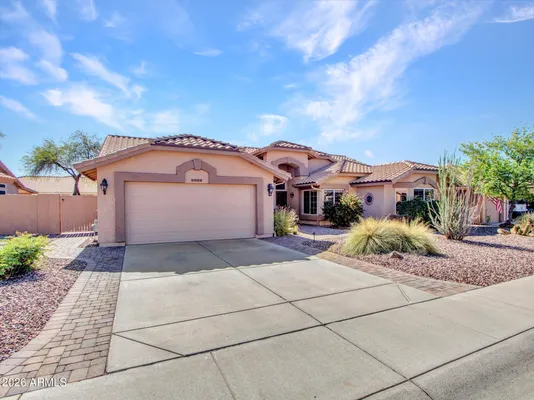 Property Slideshow image 2 of 70 | 8933 w rosemonte dr, Peoria, AZ, 85382