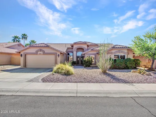 Property Slideshow image 3 of 70 | 8933 w rosemonte dr, Peoria, AZ, 85382