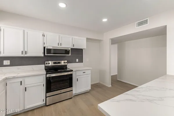 Property Slideshow image 3 of 27 | 10342 w talisman rd, Sun City, AZ, 85351