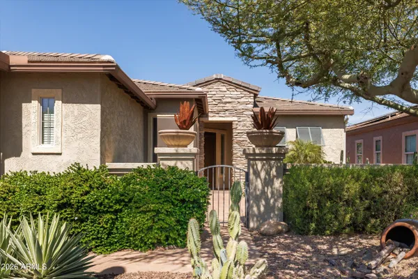 Property Slideshow image 2 of 26 | 13054 w running deer trl, Peoria, AZ, 85383