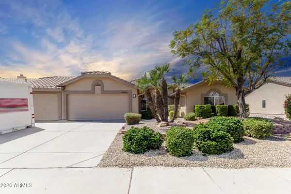 Property Slideshow image 2 of 26 | 19862 n 87th dr, Peoria, AZ, 85382