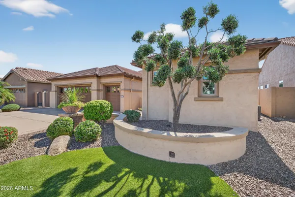 Property Slideshow image 3 of 68 | 16441 w holly st, Goodyear, AZ, 85395