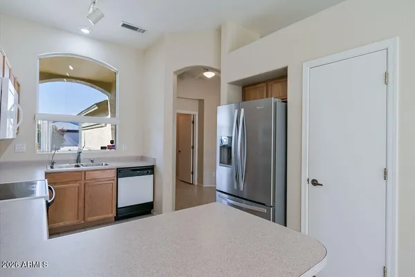 Property Slideshow image 3 of 28 | 9718 w mountain view rd, Peoria, AZ, 85345