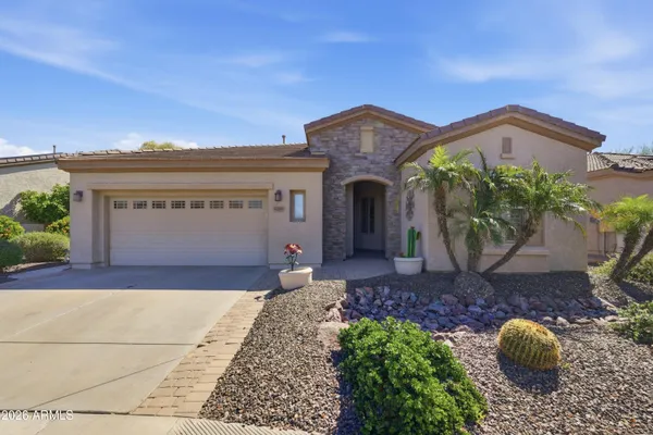 Property Slideshow image 2 of 40 | 5283 s almond dr, Gilbert, AZ, 85298